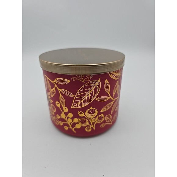 Bath & Body Works 3-Wick Scented Candle in Frosted Cranberry 14.5 oz - Picture 2 of 10